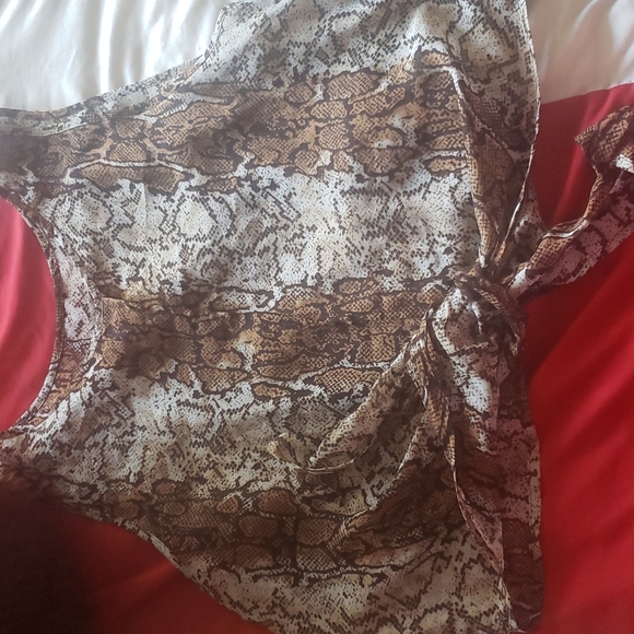 Blouse - Picture 3 of 4